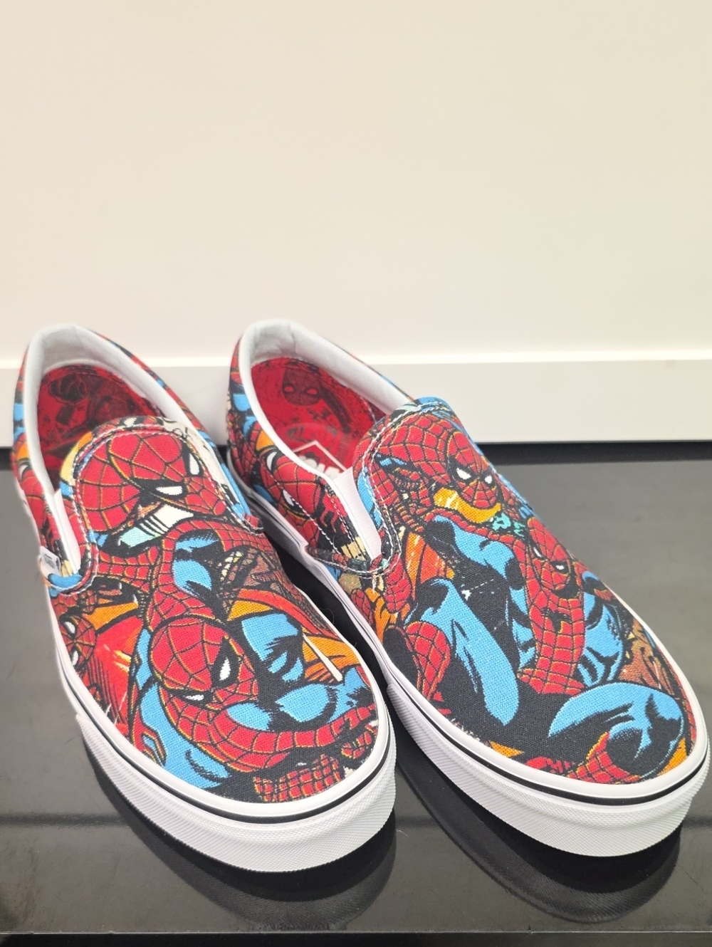 Vans Marvel Spider Man Classic Slip On New Mens 10.5 Womens 12